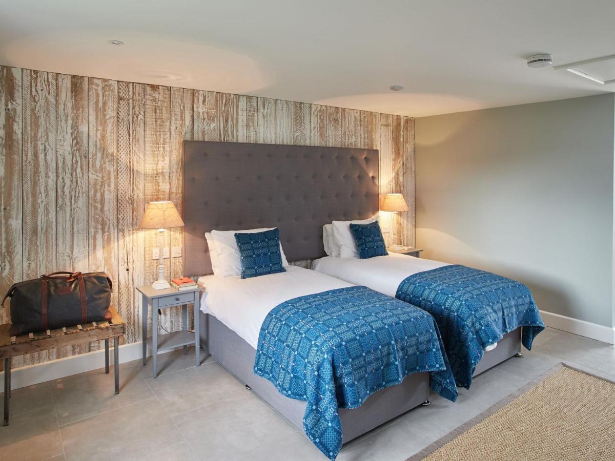 The Pig Shed Motel Castle Acre Экстерьер фото